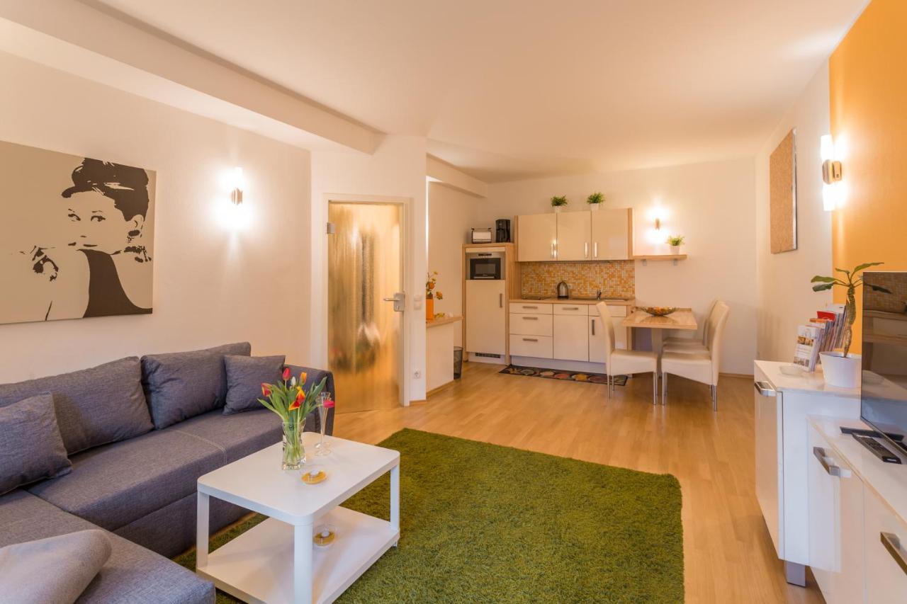 Apartment 1, Rothenburger Strasse Дрезден Екстериор снимка